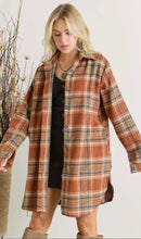 Load image into Gallery viewer, Whitney Long Line Button Flannel