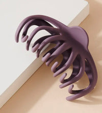 Load image into Gallery viewer, Octopus Matte Hair Claw
