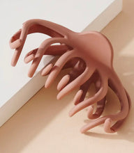 Load image into Gallery viewer, Octopus Matte Hair Claw
